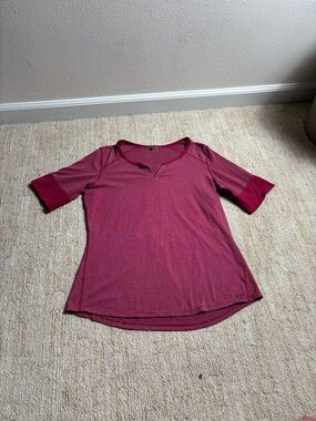 Marmot Women's Burgundy Short-Sleeve Top